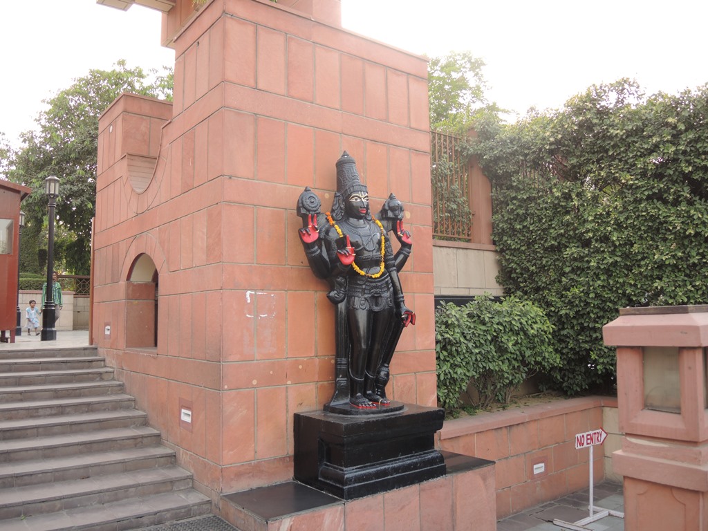 iskcon, Храм Исккон, Храм Радхи-Партхасаратхи в Дели